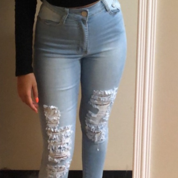 Fashionnova distressed high waisted skinny jeans - Picture 5 of 10